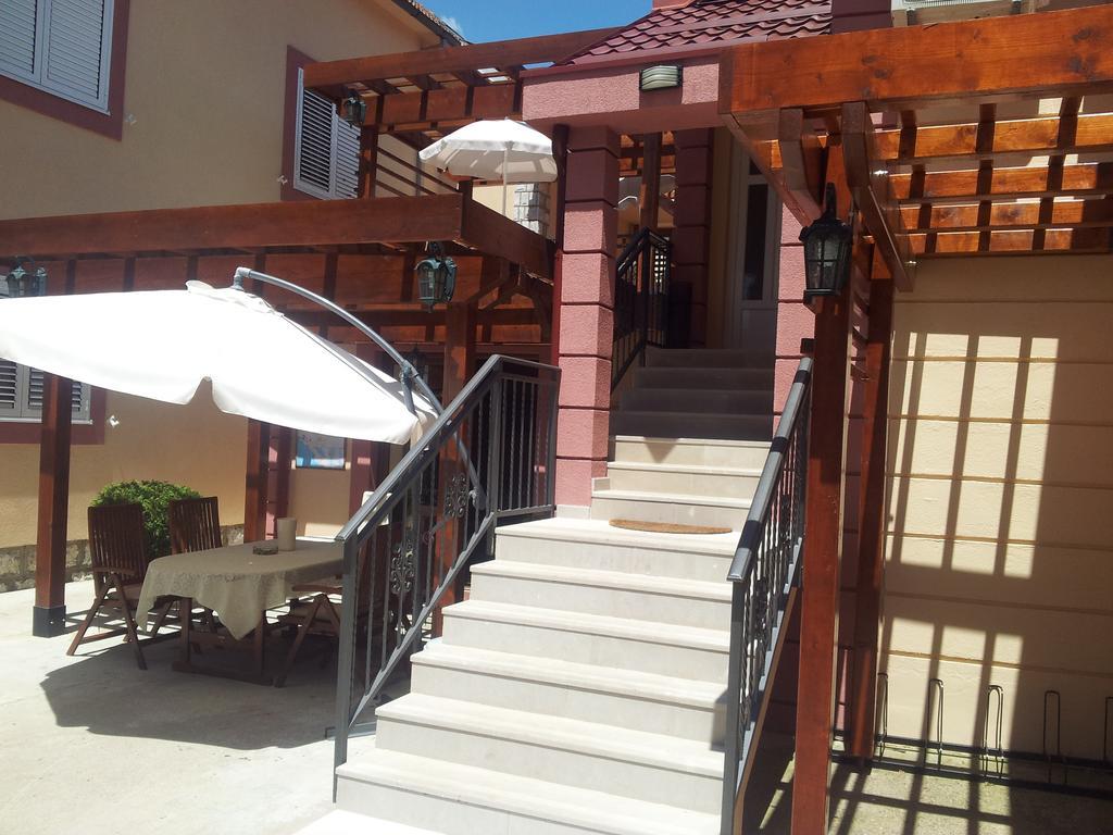 Apartments Dragovic Nikšić المظهر الخارجي الصورة