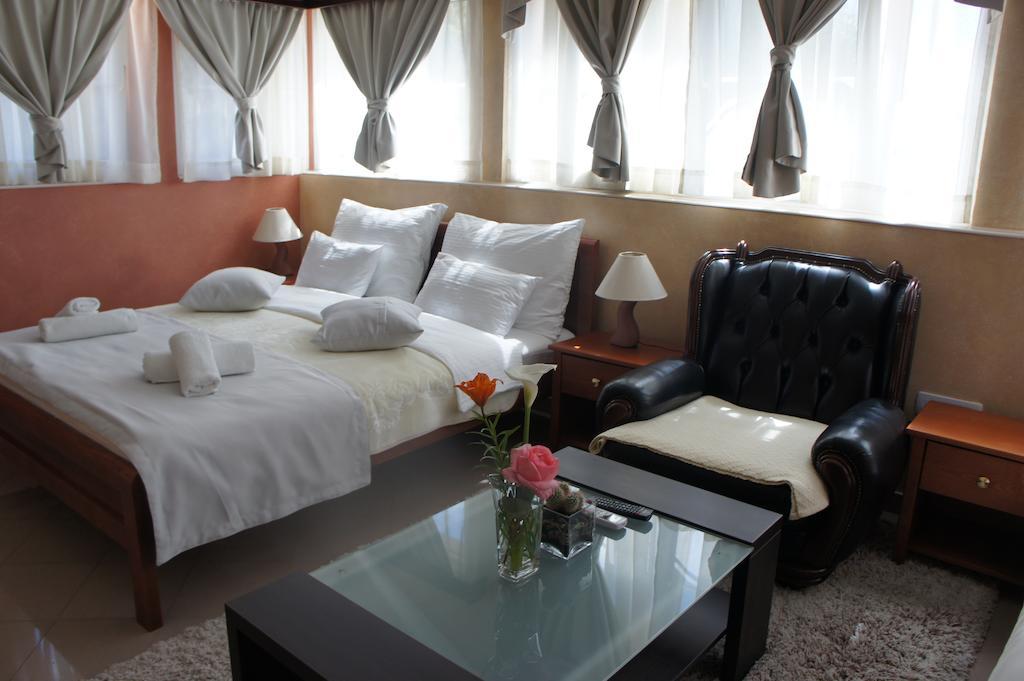 Apartments Dragovic Nikšić الغرفة الصورة