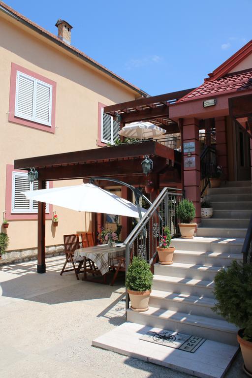 Apartments Dragovic Nikšić المظهر الخارجي الصورة