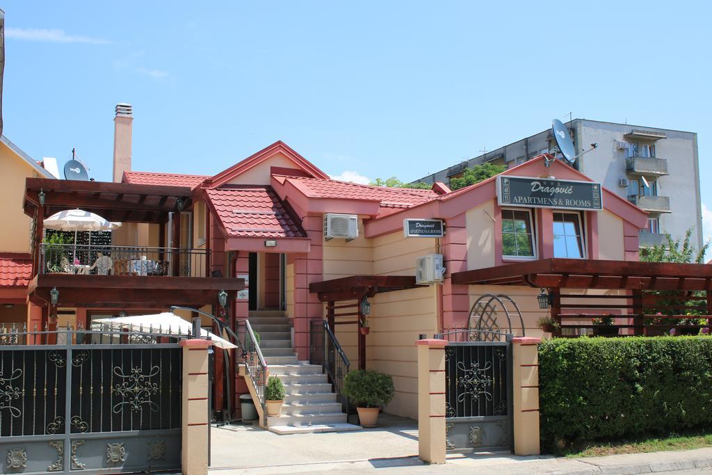 Apartments Dragovic Nikšić المظهر الخارجي الصورة